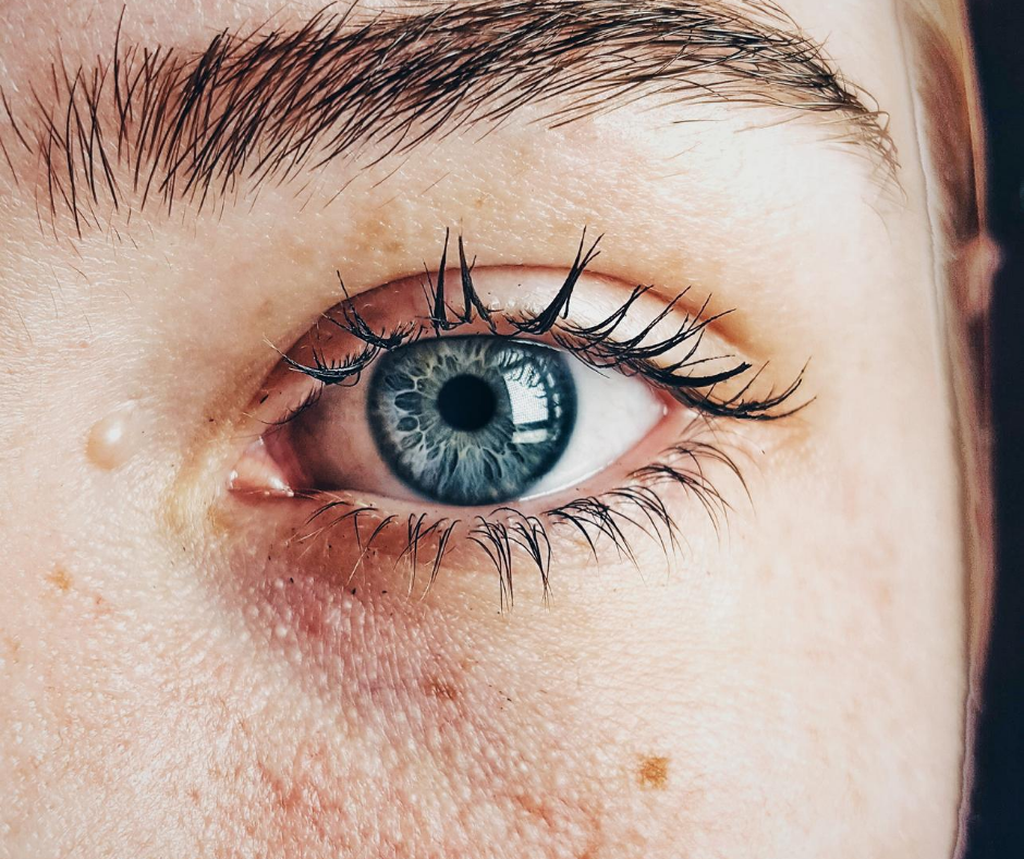 7 überraschende Fakten über Wimpern